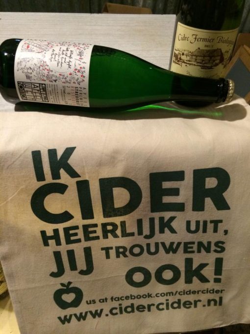 "Ik cider heerlijk uit, jij trouwens ook" tas gemaakt door CiderCider